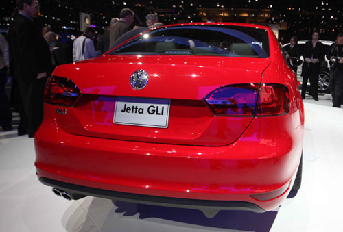 Unlike the previous gen this Jetta GLI doesn't look 100 identical to the